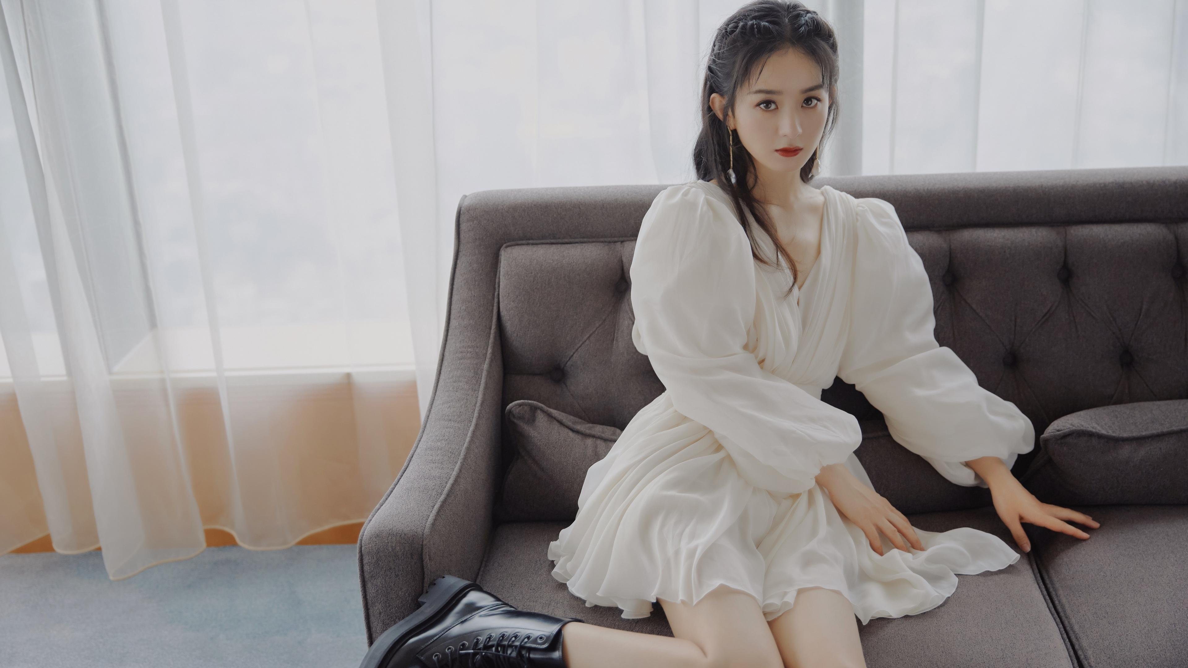 中国女足在比赛中体现出自信气质，中国女足在比赛中体现出自信气质的句子