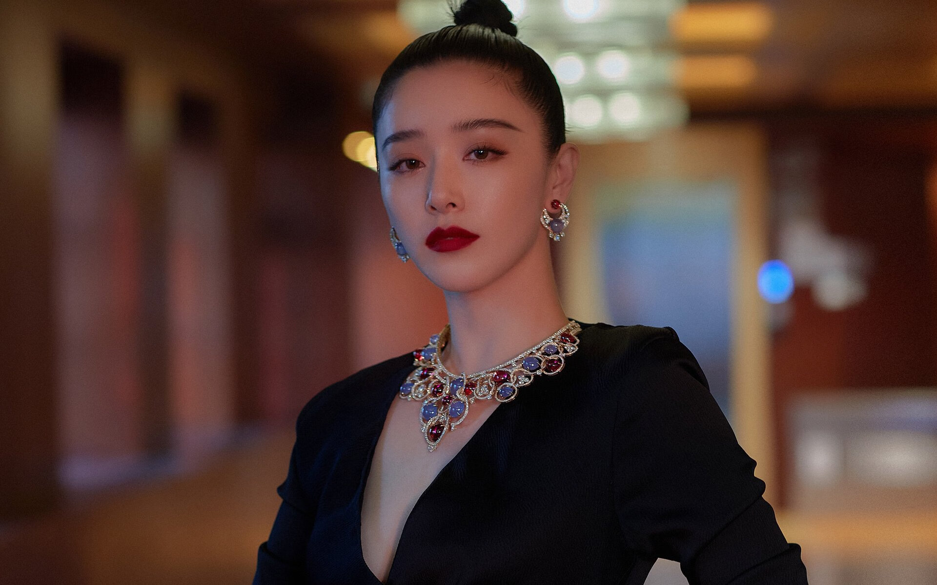 九游游戏中心-胜负之间：雄鹿和猛虎之间的角逐引人期待，雄鹿vs猛龙预测