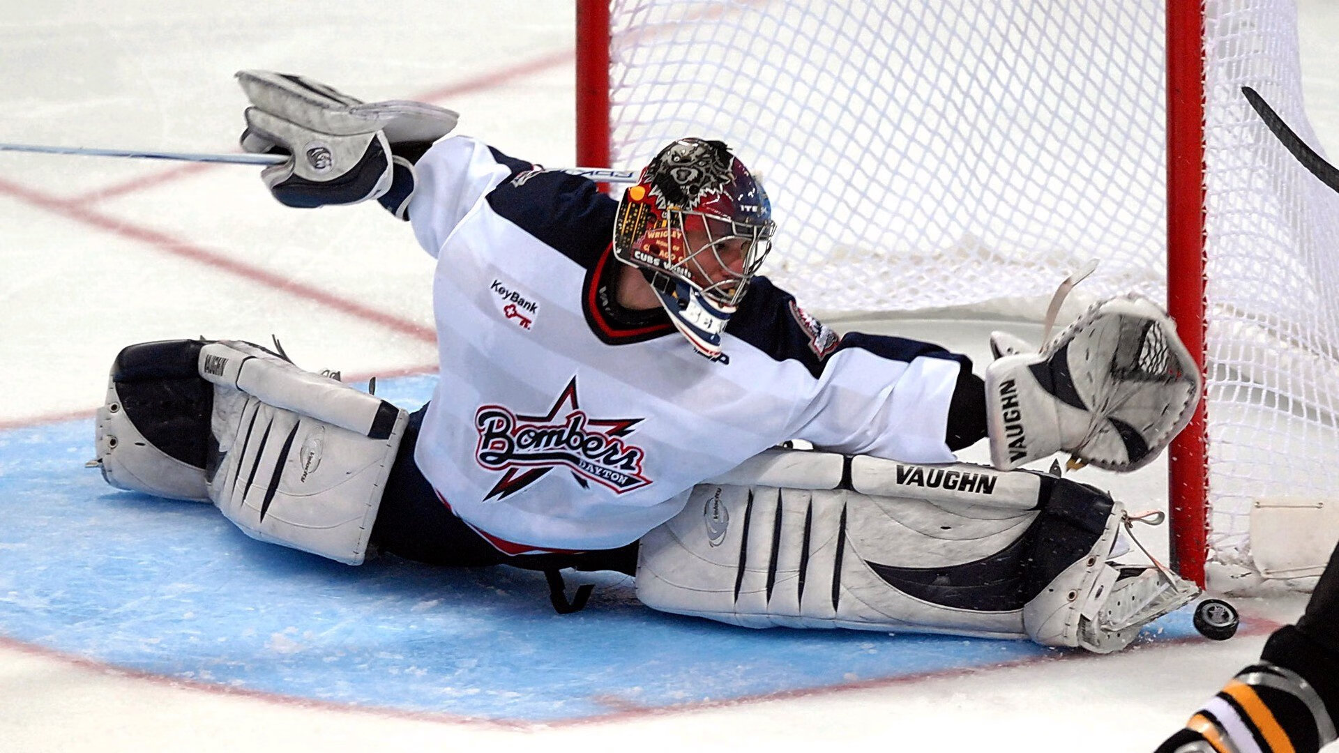 九游体育网站-CS_GO亚洲巡回赛上海站火热开启，强者对决，上海cs比赛